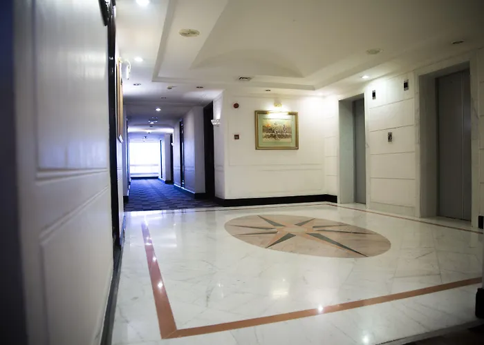 Hotel Grand